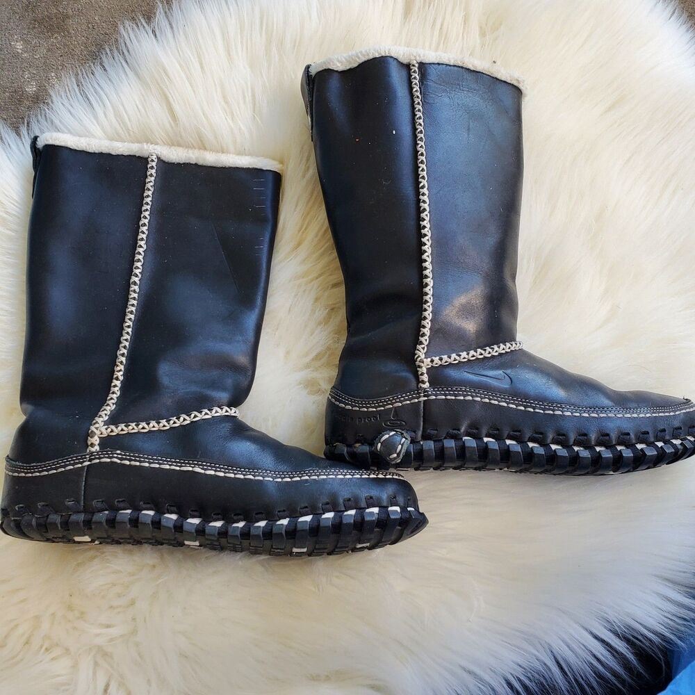 Nike Valenka ACG Puddle Proof Leather Boots Womens Size 7 Faux Fur 324675-001